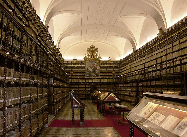 Colegio Mayor de Santa Cruz, Valladolid. Interior de la Biblioteca en la actualidad. (Fotografía de José Renato Cella)